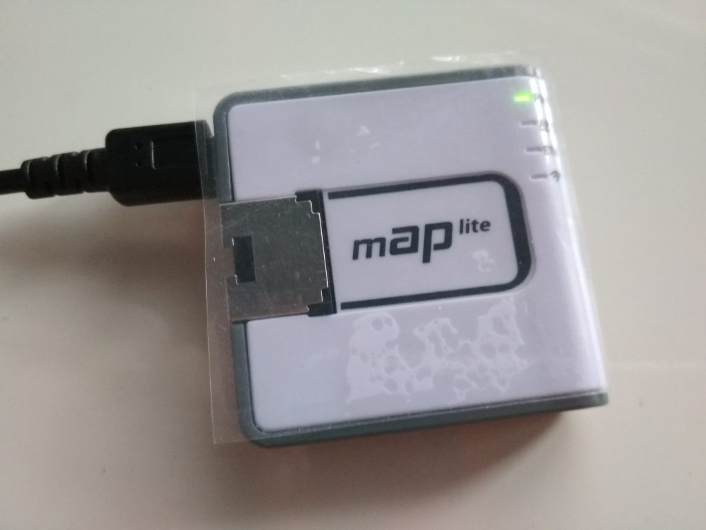 Mikrotik mAP Lite unbox on irass.pl